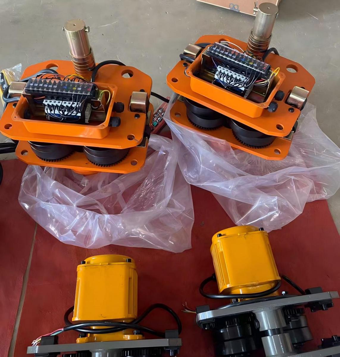 3 Sets 5Ton Electric Chain Hoist with Mobile Portable Gantry Crane for Sudan Client
