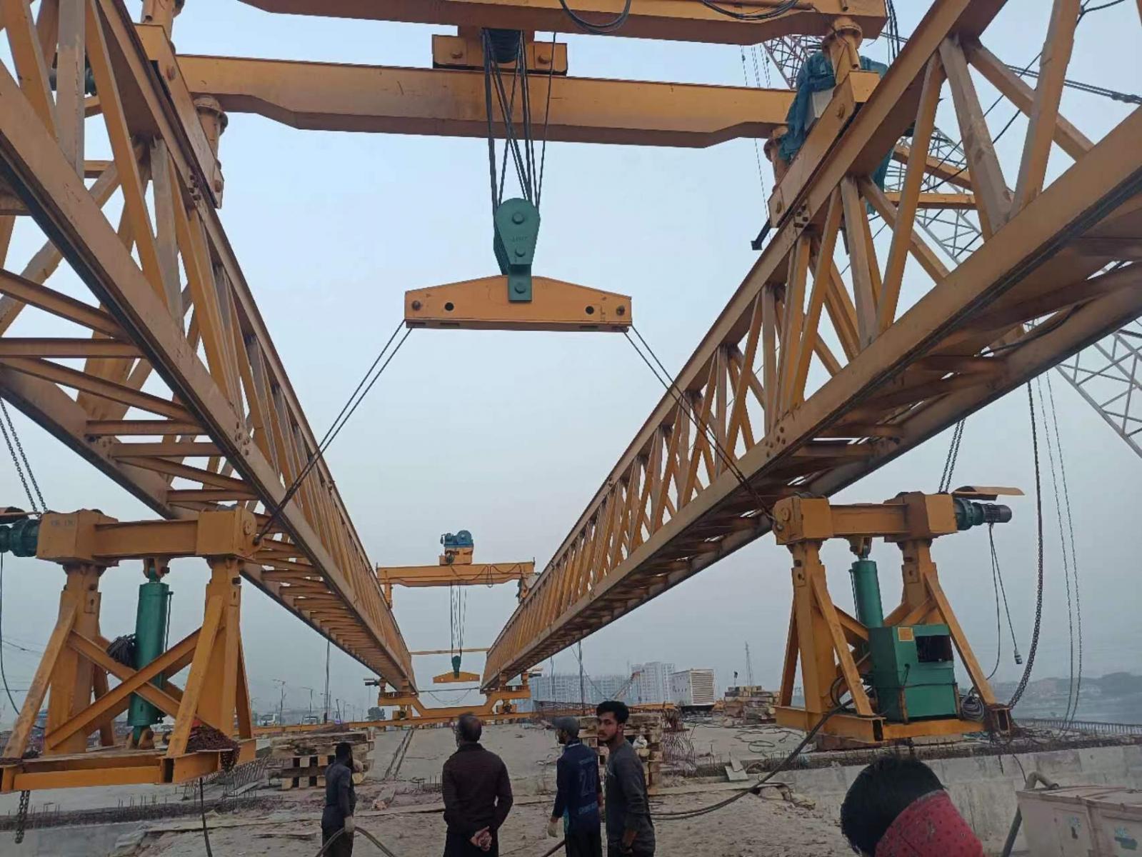 Installing and Test of Bridge Girder Launcher 3