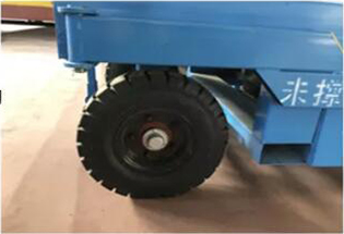 Scissor lift platform tires